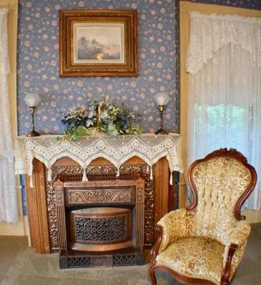سوئیت با وان آب گرم, The Hancock House Bed & Breakfast Inn