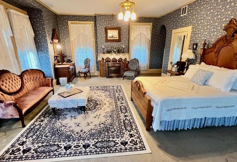 带按摩浴盆的套房, The Hancock House Bed & Breakfast Inn