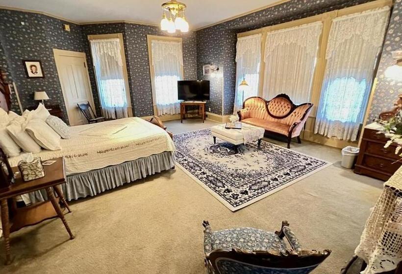 带按摩浴盆的套房, The Hancock House Bed & Breakfast Inn