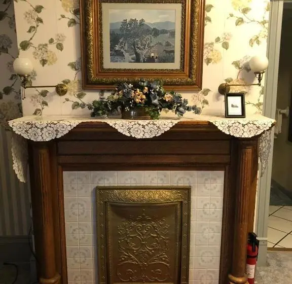 اتاق استاندارد با وان آب گرم, The Hancock House Bed & Breakfast Inn