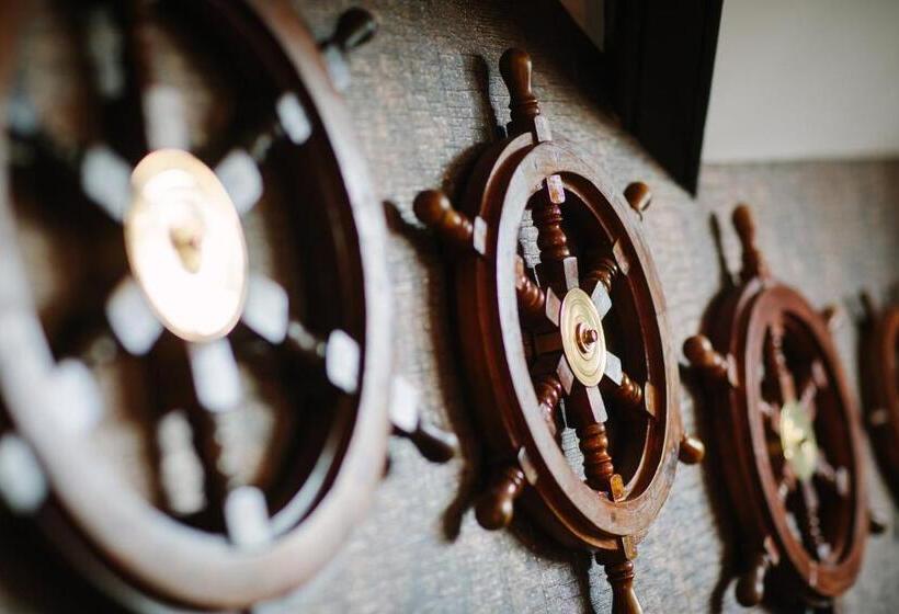 산 전망 스위트, Absoluxe Suites