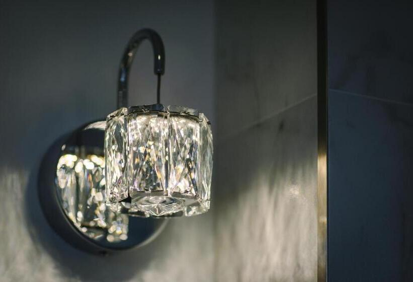 디럭스 스위트 킹 침대, Absoluxe Suites