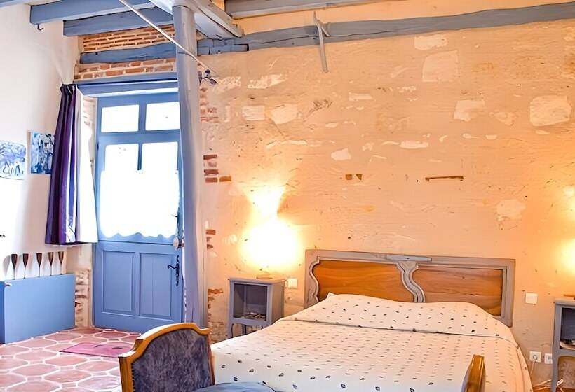 Comfort Kolmen Hengen Huone, Manoir De La Maison Blanche