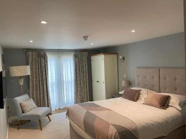 스탠다드 룸, The Kings Head