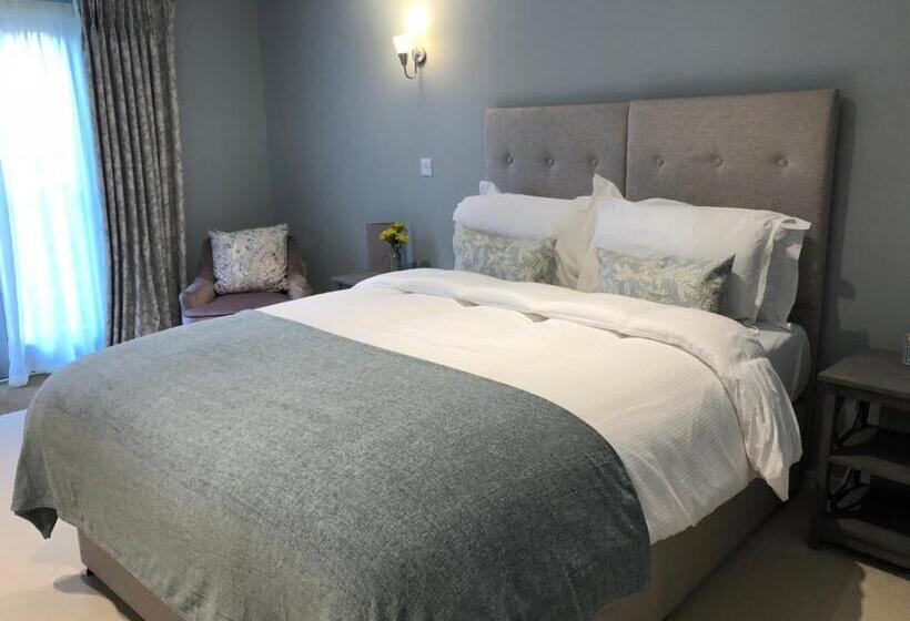 스탠다드 룸, The Kings Head