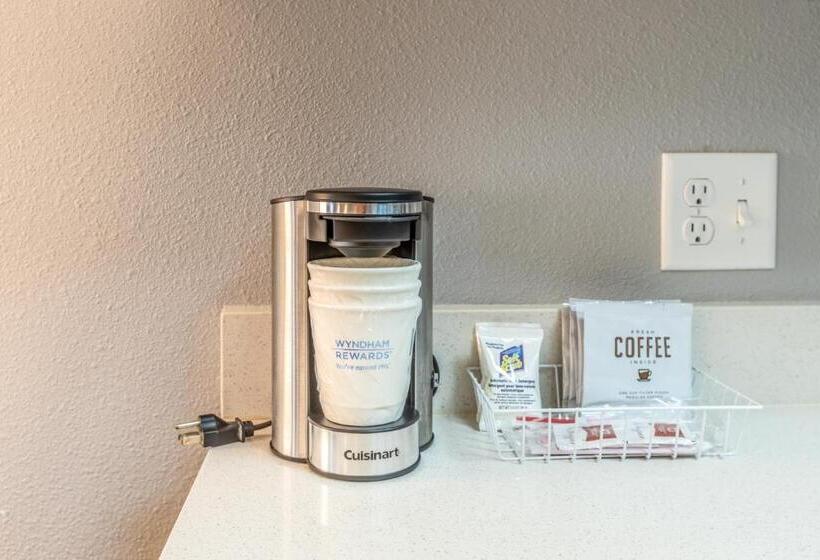 장애인을 위한 스위트, Hawthorn Extended Stay By Wyndham Loveland