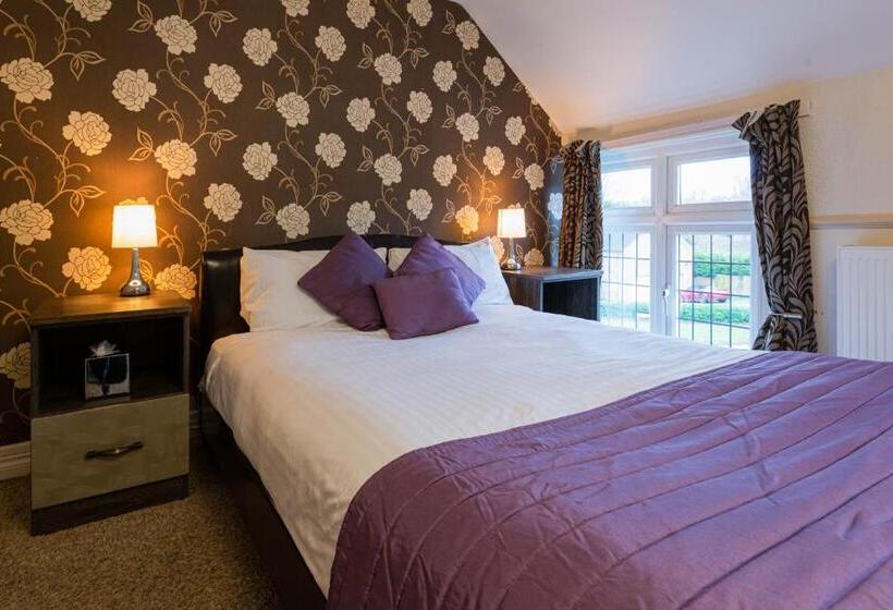 غرفة قياسية, The White Swan