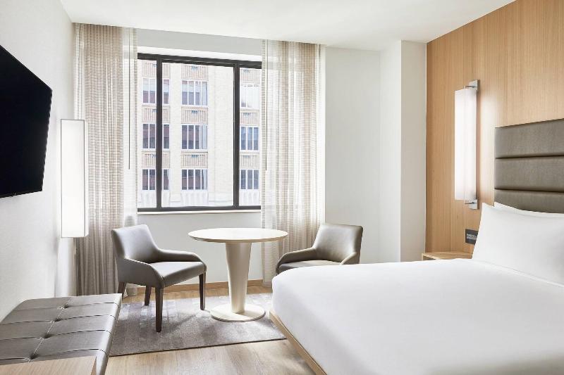 חדר סטנדרט עם מיטת קינג, Ac Hotel By Marriott Houston Downtown