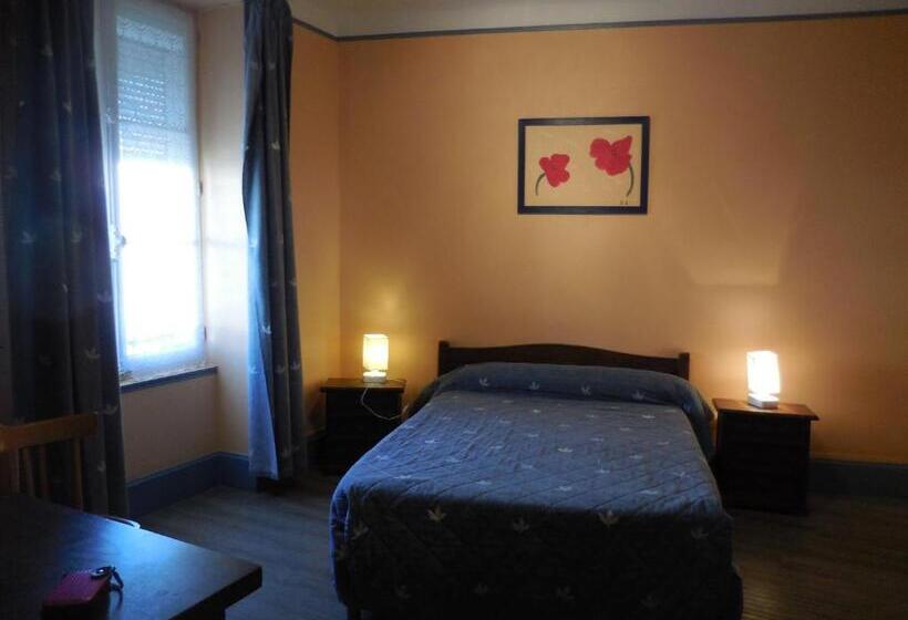 标准单人间, De La Gare