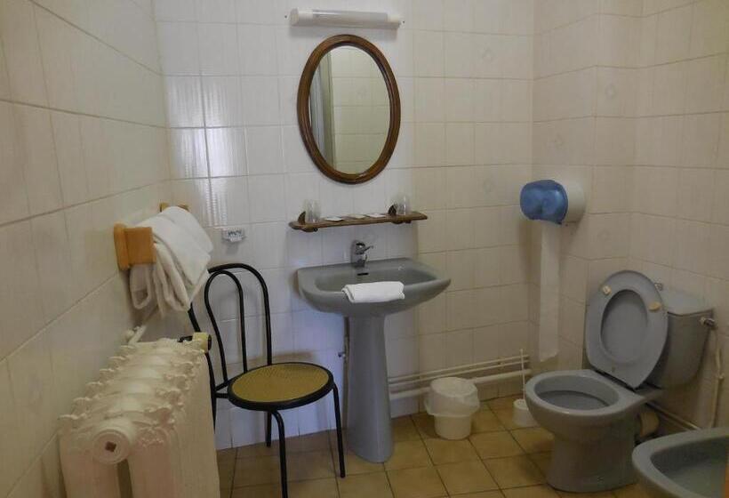 标准间, De La Gare