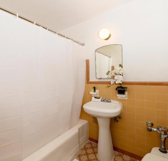 חדר סטודיו סטנדרד, Norman S Hotel And Dining