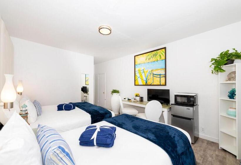 סטודיו משפחתי, Norman S Hotel And Dining