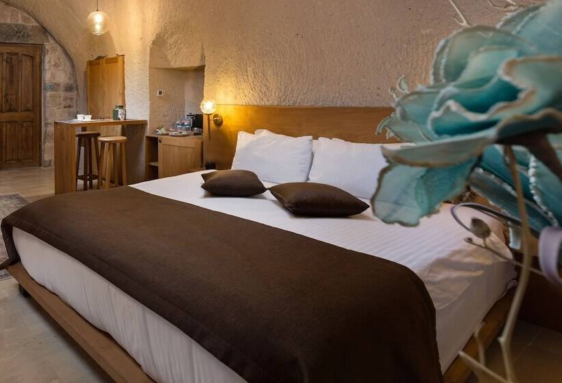 جناح عائلي, The Rupestral House