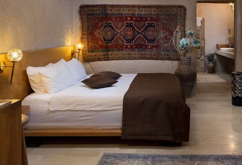 جناح عائلي, The Rupestral House