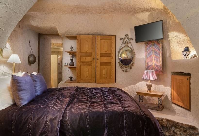 غرفة قياسية, The Rupestral House