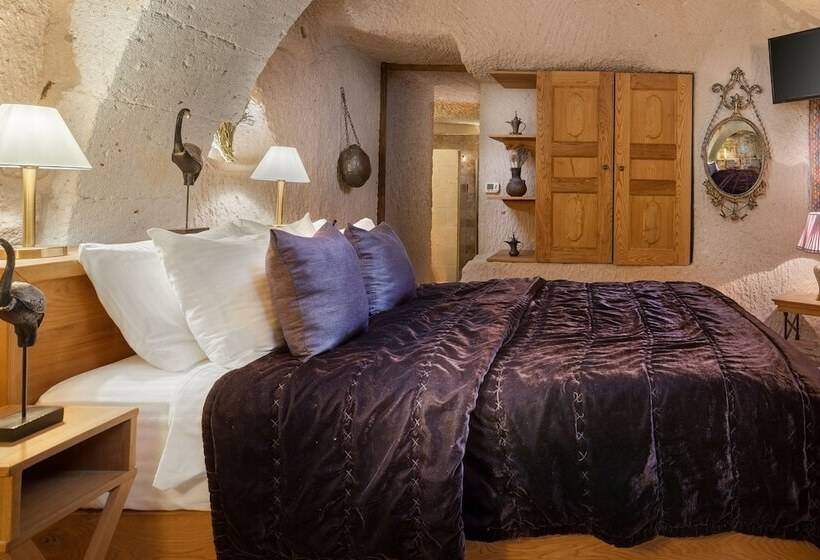 غرفة قياسية, The Rupestral House