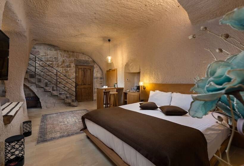 جناح عائلي, The Rupestral House