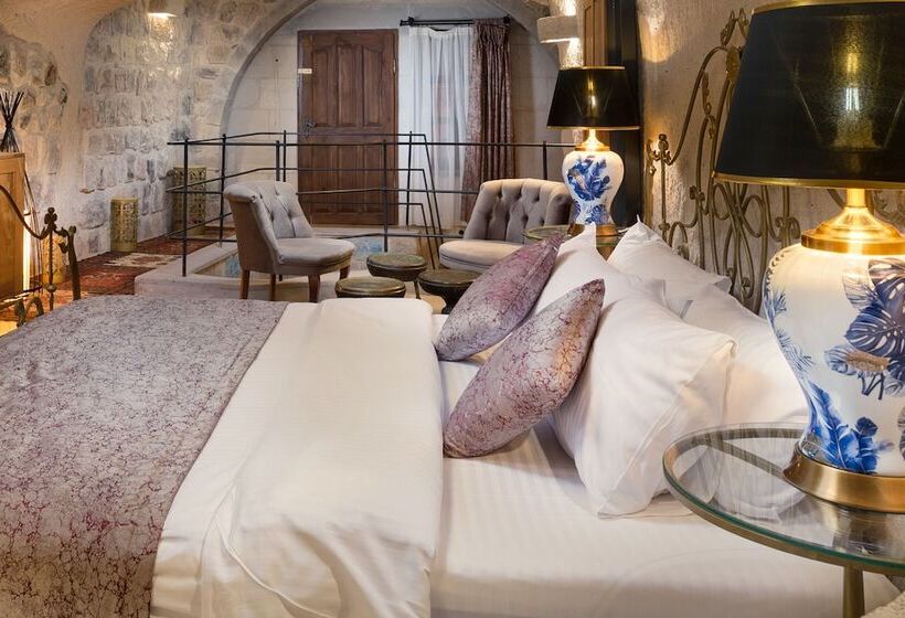 جناح عائلي, The Rupestral House