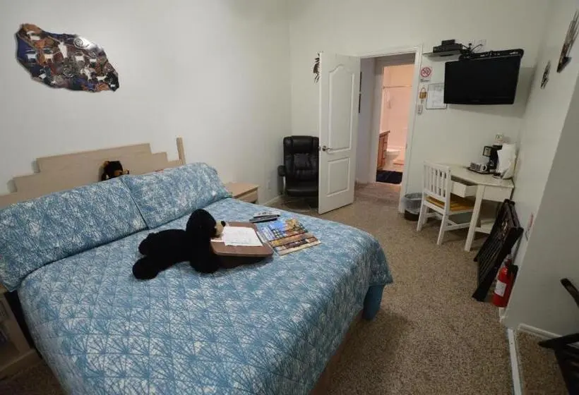اتاق استاندارد, The Bear S Den B&b