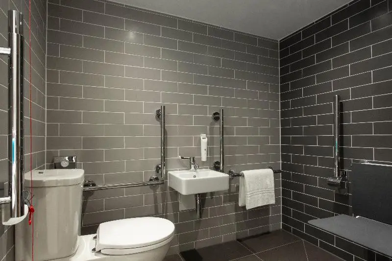身障者適用スタンダードルーム, Holiday Inn Express Barrow In Furness & South Lakes, An Ihg