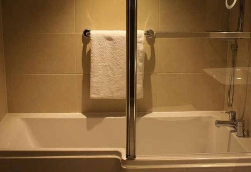 デラックスルーム, The Comet London Hatfield