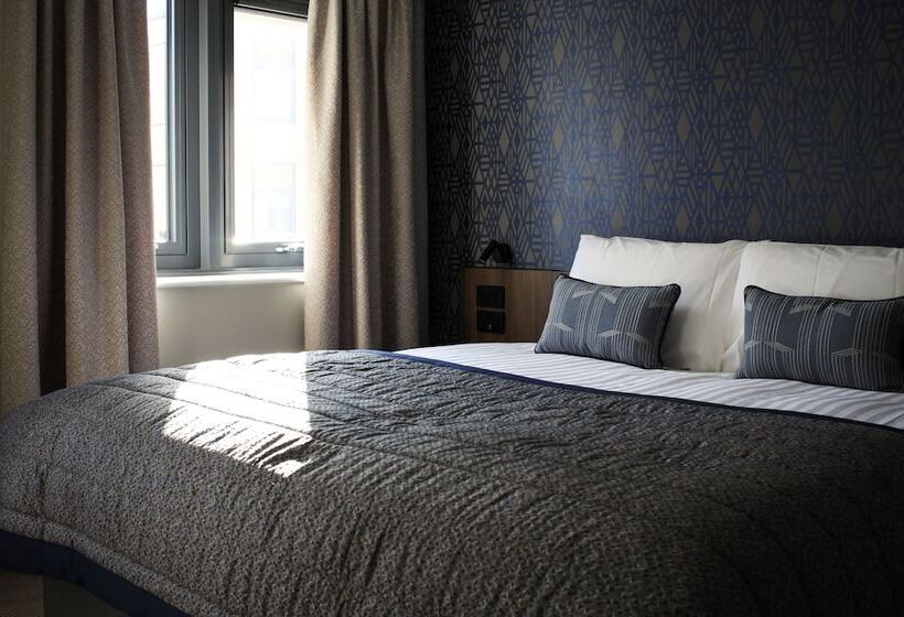 障害者適応デラックスルーム, The Comet London Hatfield