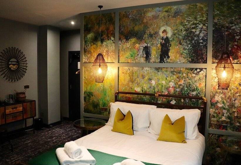 수피리어 룸, The Market House