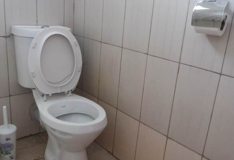 اتاق استاندارد یک نفره, Westcliff