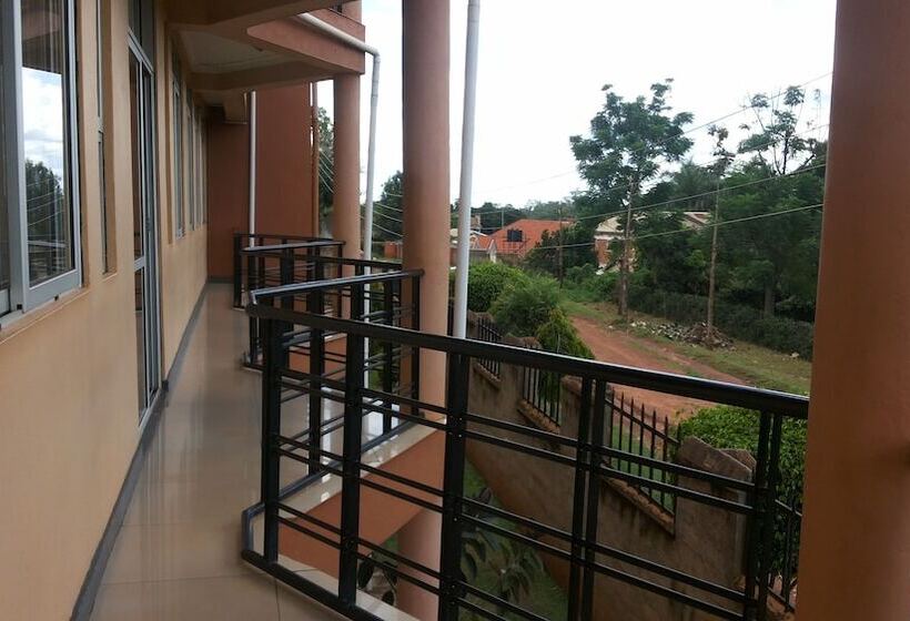 سوییت اجرایی, Westcliff