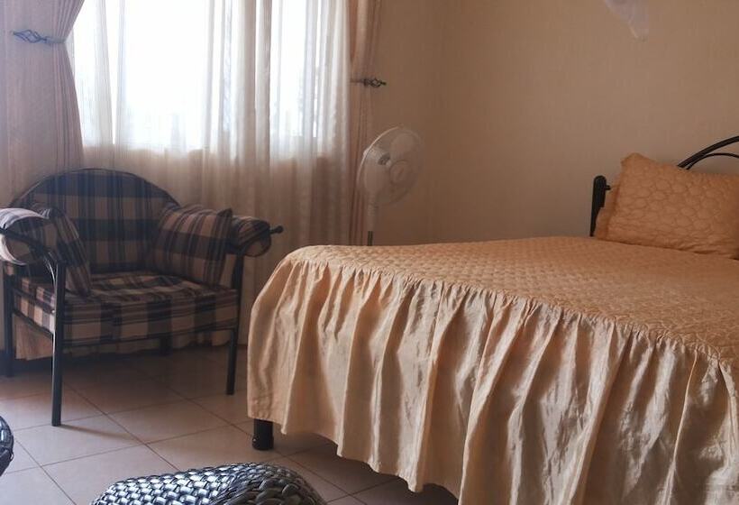 اتاق استاندارد یک نفره, Westcliff