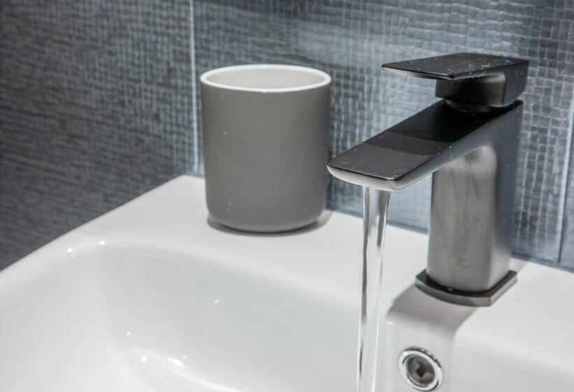 스탠다드 룸, The Galley Of Lorne Inn