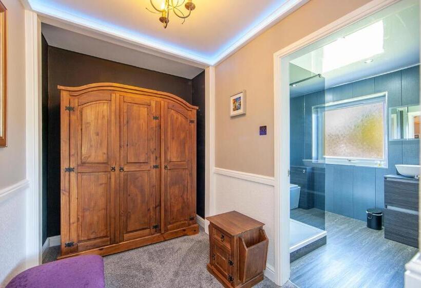 수피리어 룸, The Galley Of Lorne Inn