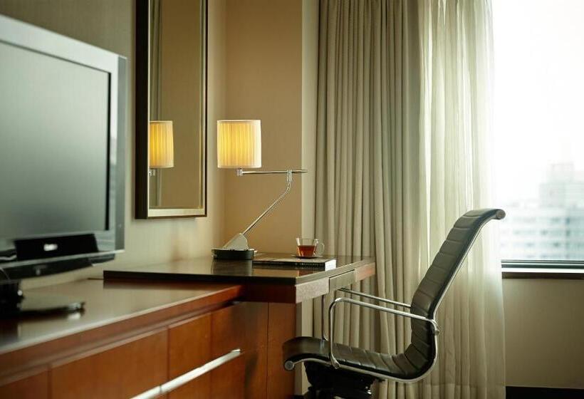 Семейный Номер Deluxe, Lotte Hotel Busan