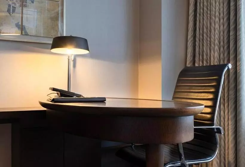 キングサイズベッドのジュニアスイート, Lotte Hotel Busan
