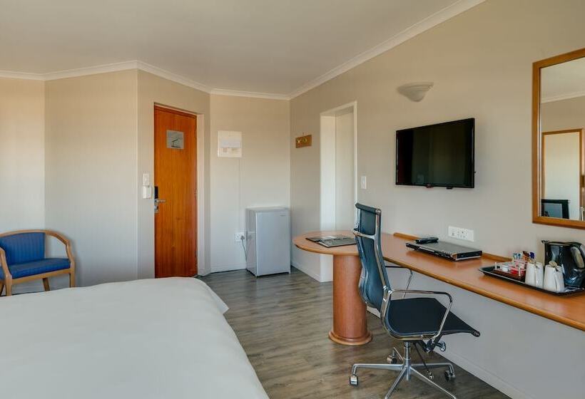 חדר סטנדרט שתי מיטות זוגיות, Protea Hotel By Marriott Cape Town Tyger Valley