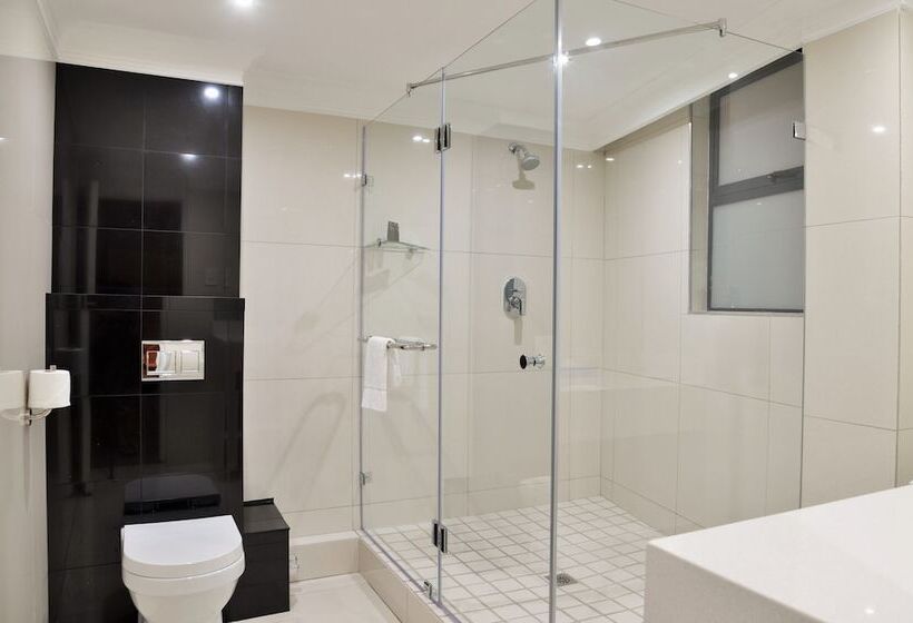 סוויטה, The Capetonian   Halal