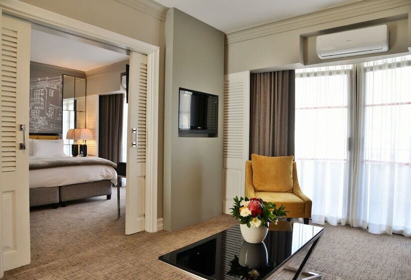 סוויטה, The Capetonian   Halal