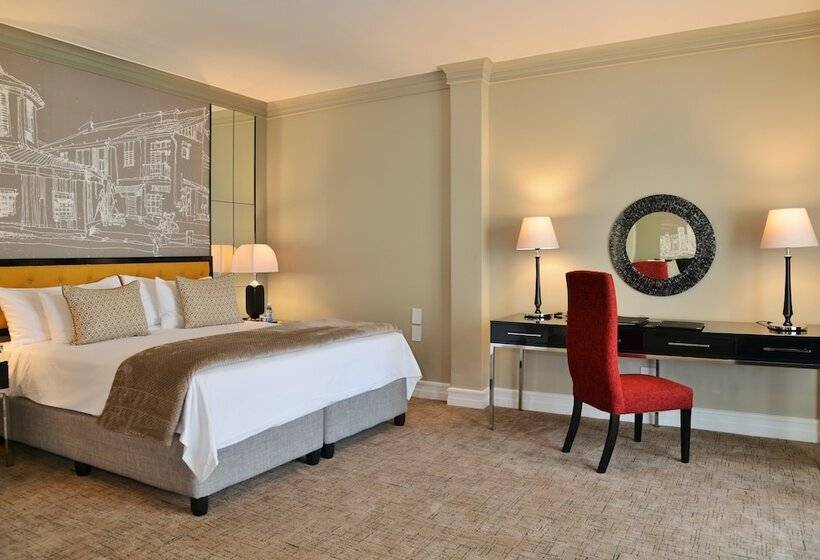 סוויטה, The Capetonian   Halal