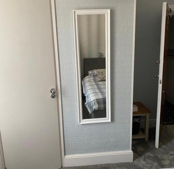 标准间, Inglewood Guest House