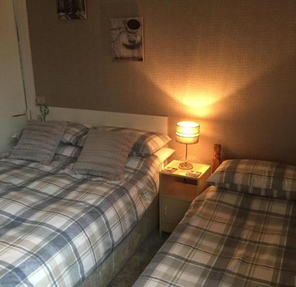 家庭间, Inglewood Guest House