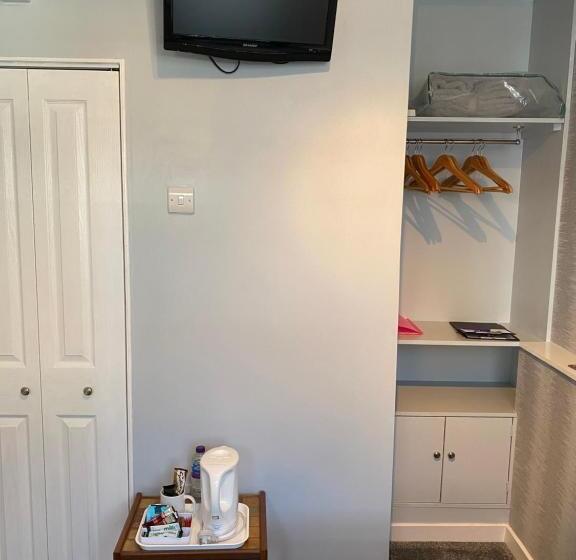 标准单人间, Inglewood Guest House