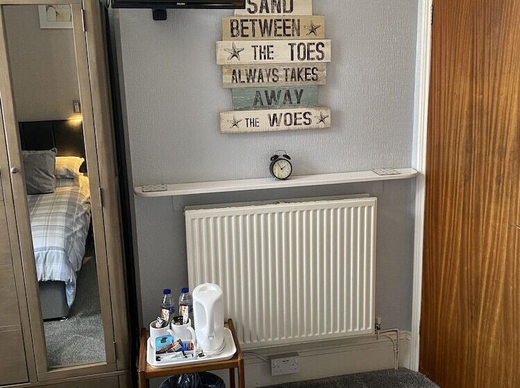 家庭间, Inglewood Guest House