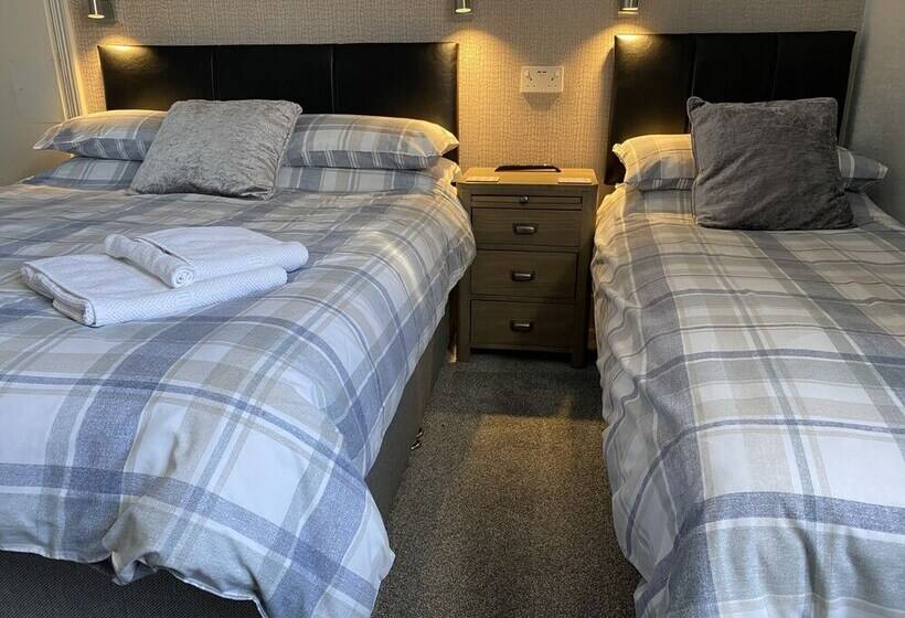 家庭间, Inglewood Guest House