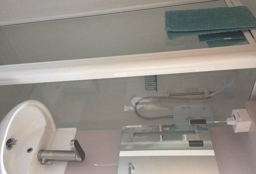 标准间, Inglewood Guest House