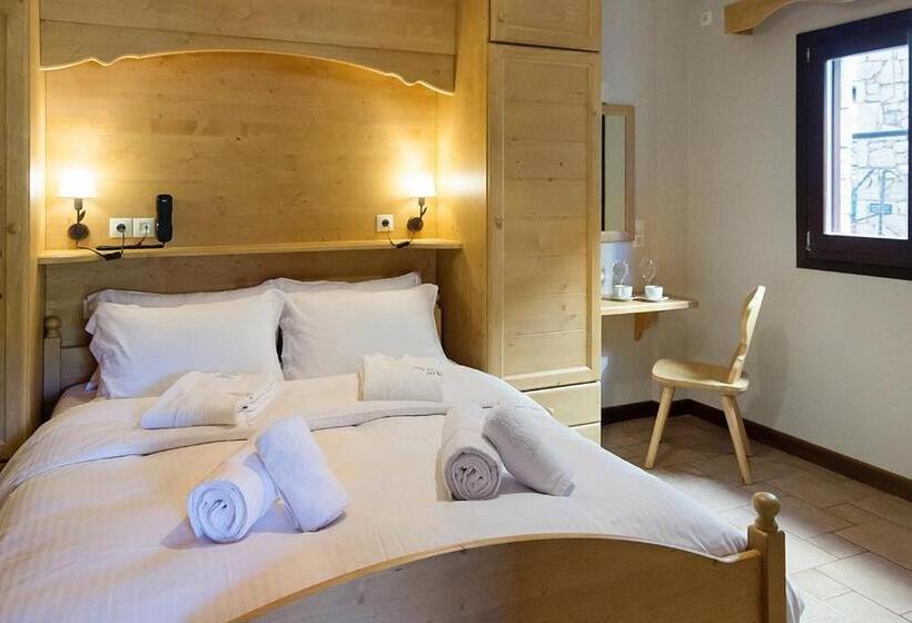 דירת חדר, Alpine Aria