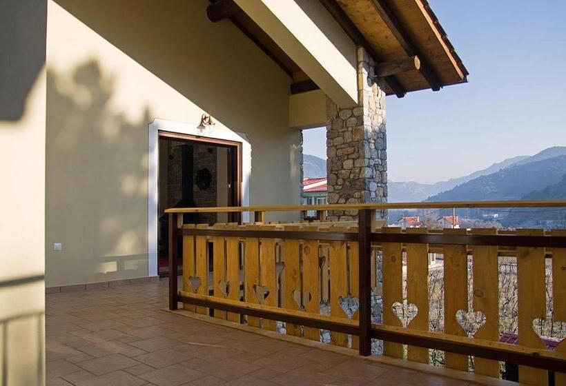 דירת חדר סופריור, Alpine Aria