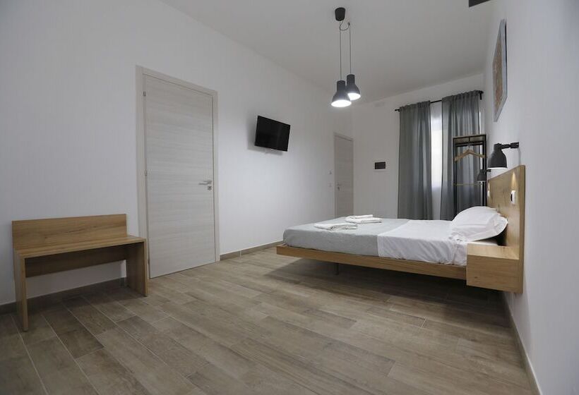 اتاق لوکس سه تخته, Agrigentumbreakfast