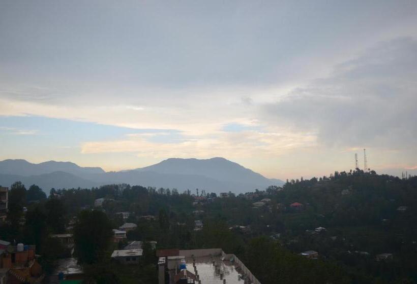 اتاق استاندارد با تخت بزرگ, Holiday Grand Resort Bhurban