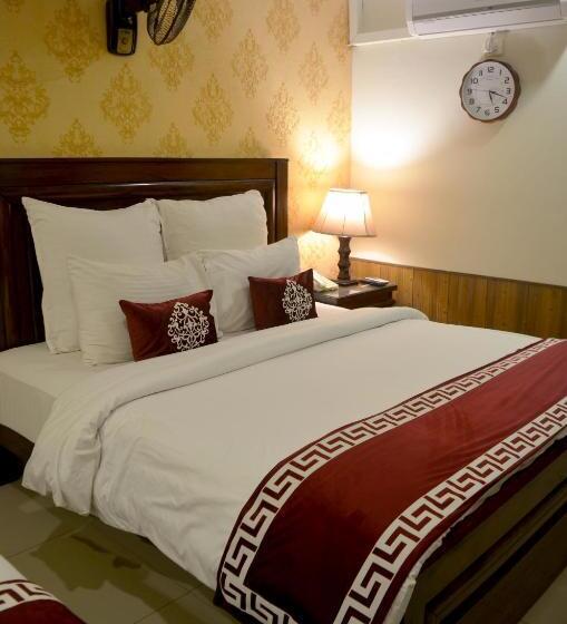 اتاق استاندارد, Holiday Grand Resort Bhurban