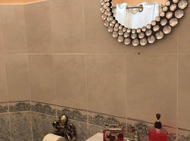 اتاق خانوادگی, Villa Gardenia Ureki